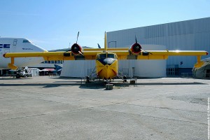 Canadair CL-215