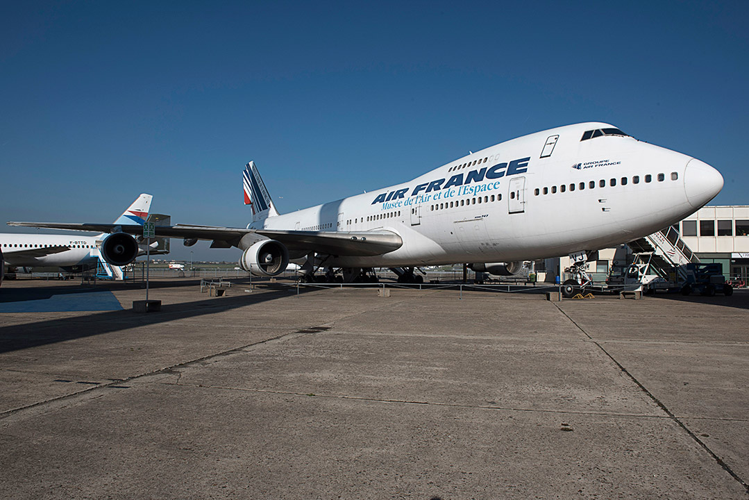 Boeing 747