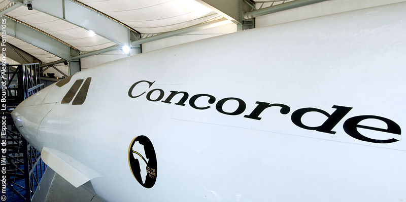 Le logo Concorde avec l'éclipse de 1973