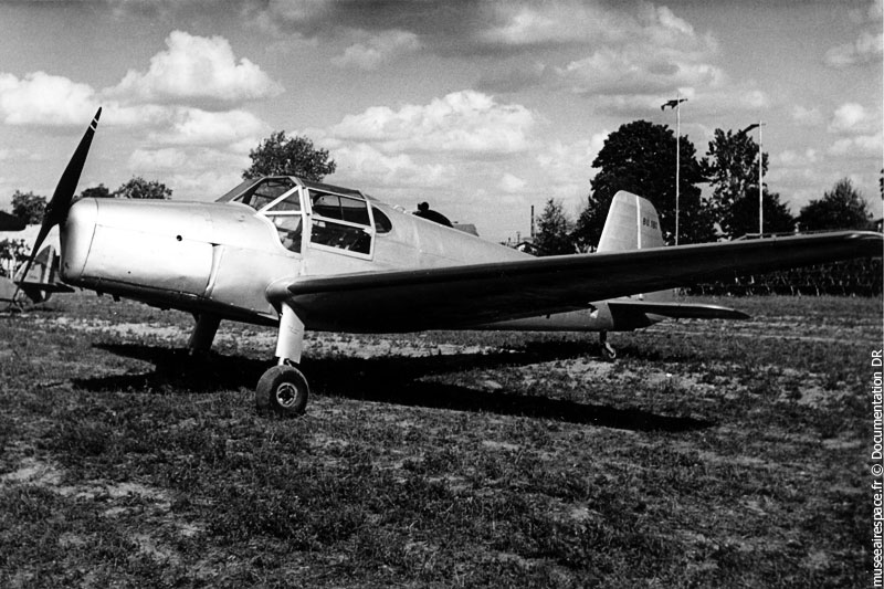 Avion Bücker 181 Bestman