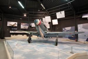 Yak 3 dans le Hall Normandie - Niemen