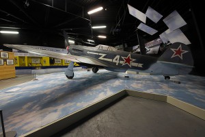 Yak 3 dans le Hall Normandie - Niemen