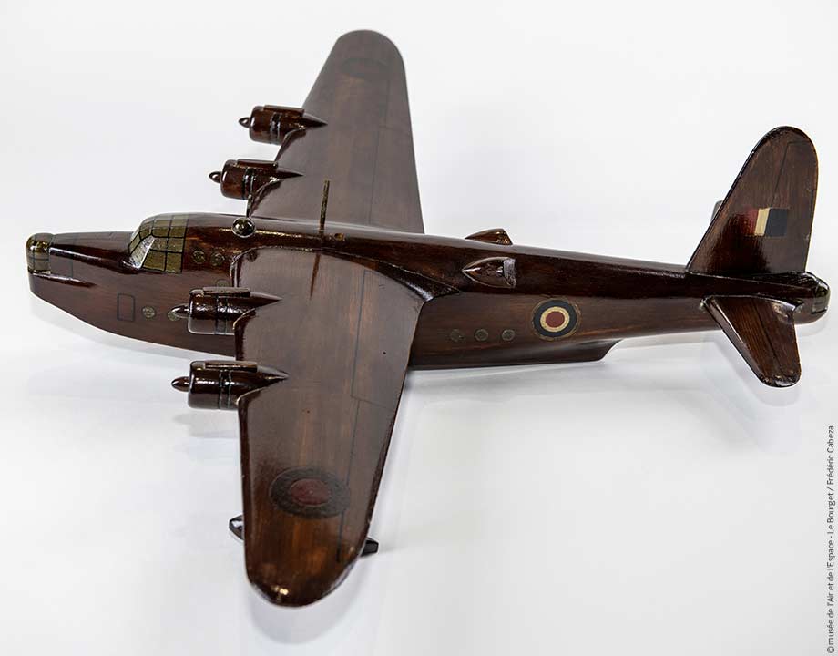 Lot De 2 Modèles 3D Avion De Chasse US A-7 II Échelle 1/200 - En Résine Non Peint, à Assembler Et Peindre Soi-même